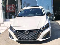 نيسان ألتيما